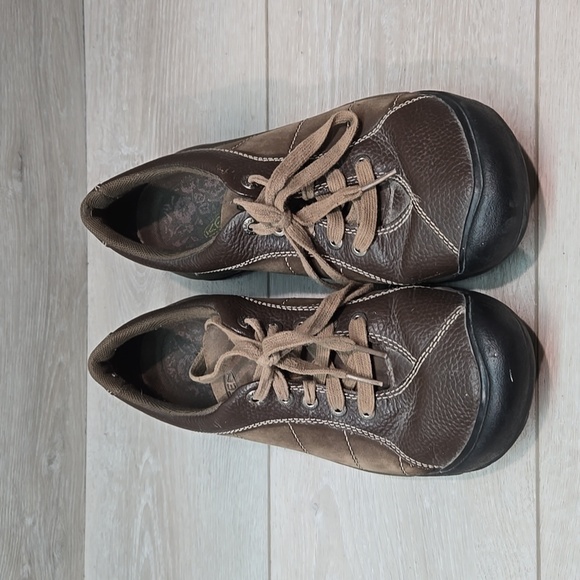Keen Womens Presidio Leather Sneakers shoes sz 9.5 - Picture 4 of 11